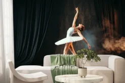 Fototapeta: Balerina w białej sukni tańczy w klasie balet