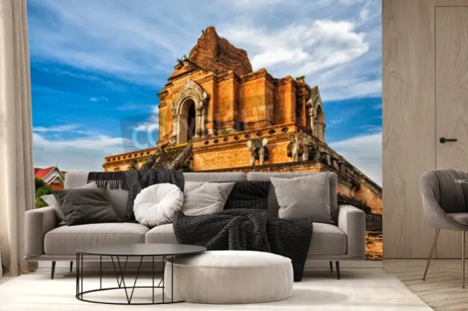 Fototapeta: Buddyjska świątynia wat chedi luang. chiang mai, tajlandia