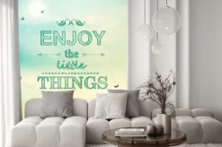 Fototapeta: Ciesz się z małych rzeczy, tekst z małych motyli