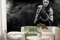 Fototapeta: Czarno-białe zdjęcie biegnącej kobiety