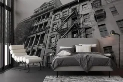 Fototapeta: Czarno-białe zdjęcie kamienicy ze schodami