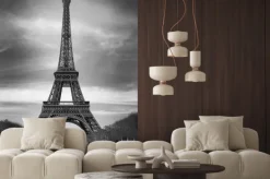 Fototapeta: Czerwony samochód pod wieżą eiffla