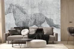 Fototapeta: Galopujący koń na betonowym tle