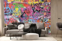 Fototapeta: Graffiti z kolorowymi napisami na murze