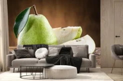 Fototapeta: Gruszka owoce z liściem na tle drewnianych.