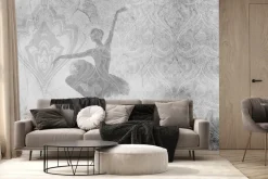 Fototapeta: Kobieta tańcząca balet na betonowym ornamencie