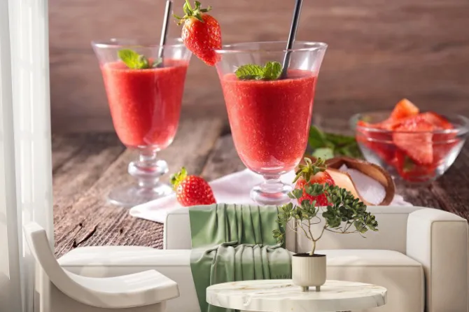 Fototapeta: Koktajl truskawkowy