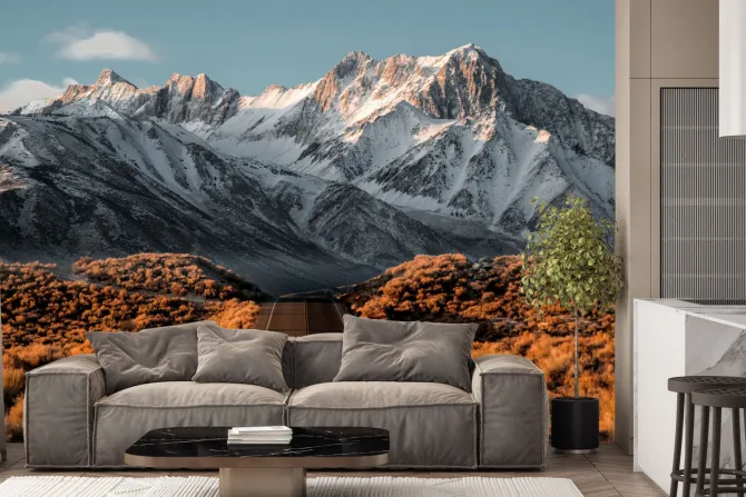 Fototapeta: Krajobraz droga na tle ośnieżonych szczytów górskich