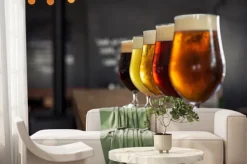 Fototapeta: Piwo beczkowe w okularach