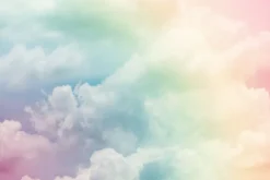 Fototapeta: Puszyste chmury w tęczowych kolorach