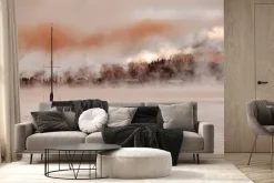 Fototapeta: Płynącą żaglówka na tle zamglonego lasy