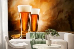 Fototapeta: Szklanki piwa na drewnianym stole