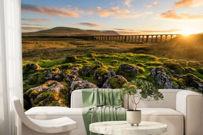 Fototapeta: Wspaniały złoty światło jako słońce ustawia za ribblehead wiaduktem