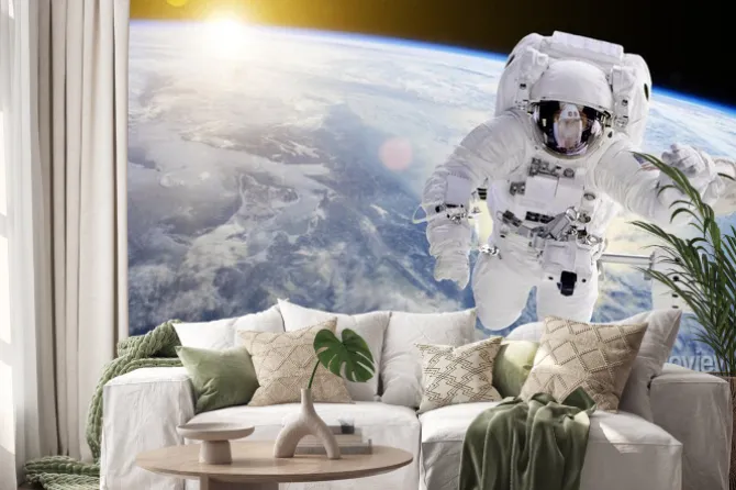 Naklejka: Astronauta w przestrzeni, w tle nasz ziem słońce - elementy tego