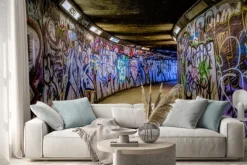 Naklejka: Betonowy tunel podziemny wymalowany graffiti