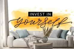 Naklejka: Czarny motywacyjny napis na żółtym tle