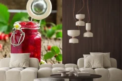 Naklejka: Dziki dżem truskawkowy.