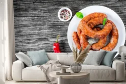 Naklejka: Grillowane kiełbaski na białym naczynia, widok z góry