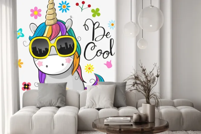 Naklejka: Jednorożec w okularach z napisem be cool i kwiatkami