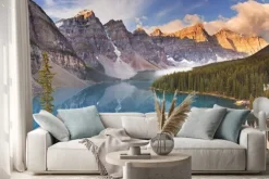 Naklejka: Jezioro moraine w sunrise, park narodowy banff, kanada