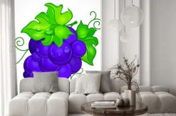 Naklejka: Klaster niebieski winogron z zielonych liści i kropli wody na