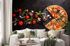 Naklejka: Klasyczna pizza z pomidorami i pieczarkami