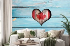 Naklejka: Kocham kanady. serce i flagi na niebieskim drewnianym pokładzie