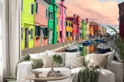 Naklejka: Kolorowe domy w miejscowości burano na zachodzie słońca