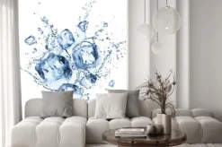 Naklejka: Kostki lodu z rozbryzgującą się wodą