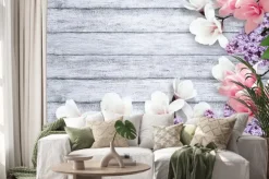 Naklejka: Kwiaty magnolii i bzu na bielonych deskach