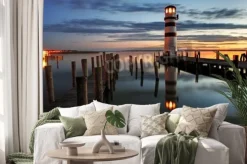 Naklejka: Latarnia morska w nocy w austrii