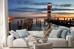 Naklejka: Latarnia morska w nocy w austrii