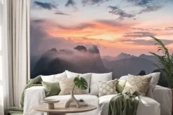 Naklejka: Majestic zachód słońca z widokiem na góry