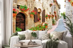 Naklejka: Malowniczy pas z kwiatami we włoskim wzgórzu miasta