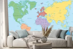 Naklejka: Mapa świata z kolorowymi kontynentami