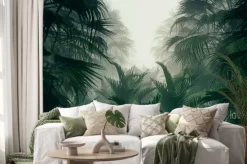 Naklejka: Mglista tropikalna dżungla i bujna roślinność