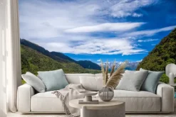 Naklejka: Mleczna niebieski lodowaty wody whataroa river w nowej zelandii