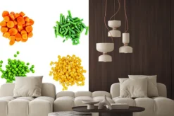 Naklejka: Mnóstwo różnych ciętych warzyw samodzielnie na białym tle. widok