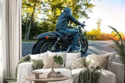 Naklejka: Motocyklista jazda chopper na drodze