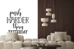 Naklejka: Naciśnij mocniej niż wczoraj. sportowa inspiracyjna trening motywaci