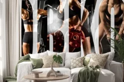 Naklejka: Napis workout z wysportowaną kobietą