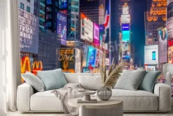 Naklejka: New york city - 08 czerwca 2013: turyści w times square w nocy.