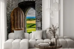 Naklejka: Offenes schweres tor mit blick auf irische landschaft