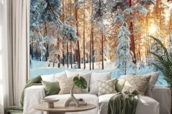 Naklejka: Panorama zimowego lasu w słońcu