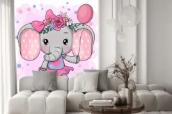 Naklejka: Różowy słonik z balonem w ręku i ozdobami