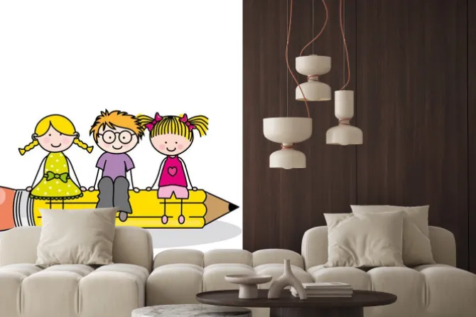 Naklejka: Rysunkowe dzieci siedzące na żółtym ołówku