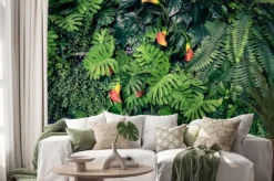 Naklejka: Tropikalne czerwone kwiaty w dżungli