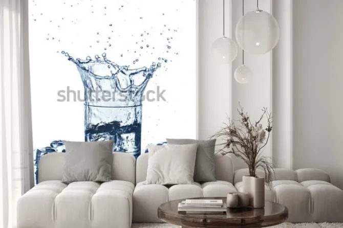Naklejka: Water splash in glass of blue color