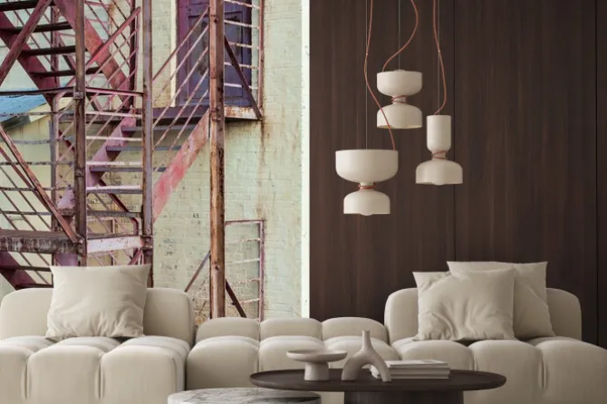 Naklejka: Zewnętrzne schody strażackie na produkcji budynku