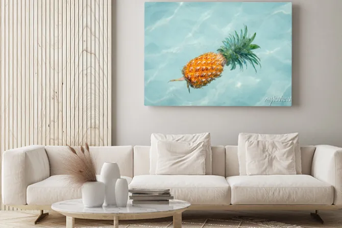 Obraz: Ananas w wodzie na słonecznej plaży